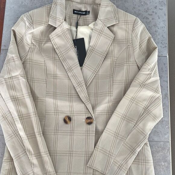 PRETTYLITTLETHING women’s loose fit stone checked woven blazer NWT size 4 - Picture 2 of 16